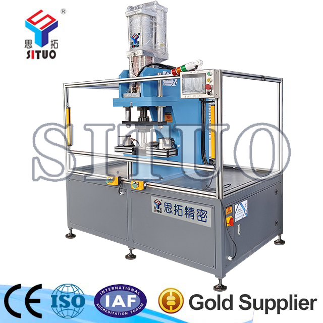 汽車(chē)配件自動(dòng)上料壓鉚機(jī)